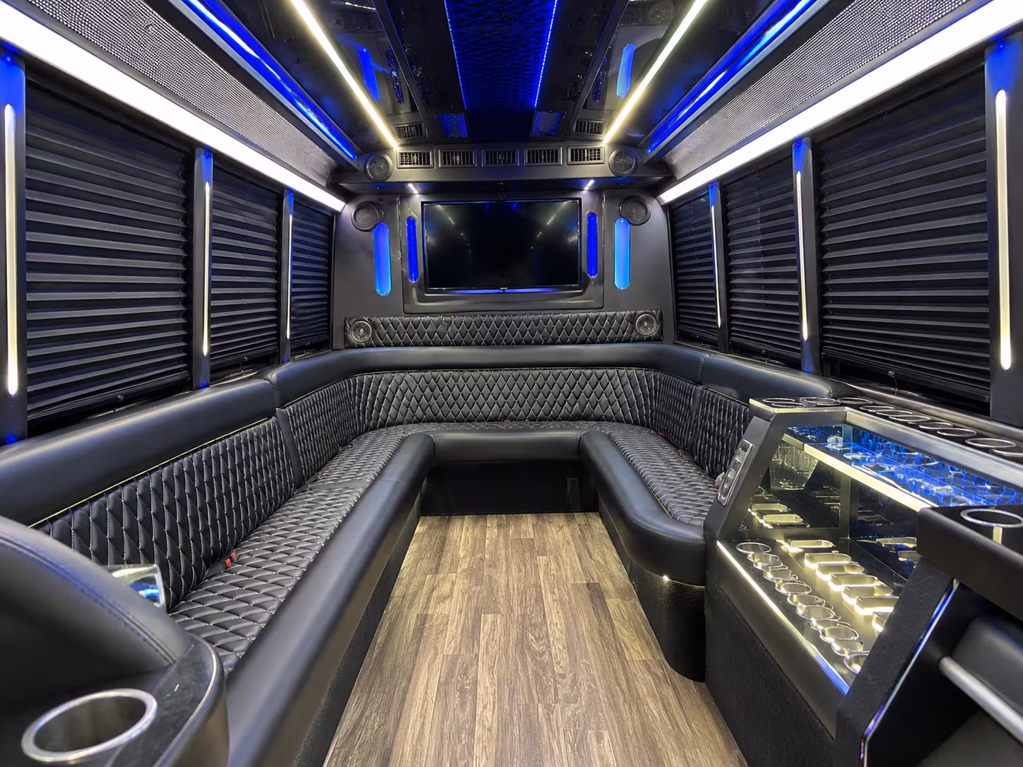 sacramento corporate retreat shuttle bus rentals